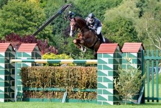 Simon Crippen Showjumper